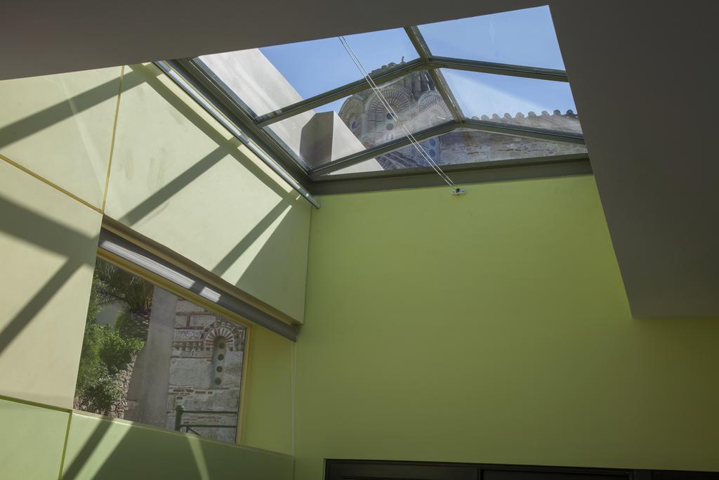 Tripodon Plaka In The Shade Of Acropolis By Ghh Villa Atena Exterior foto