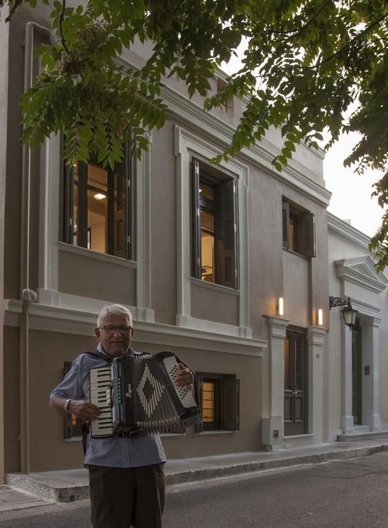 Tripodon Plaka In The Shade Of Acropolis By Ghh Villa Atena Exterior foto